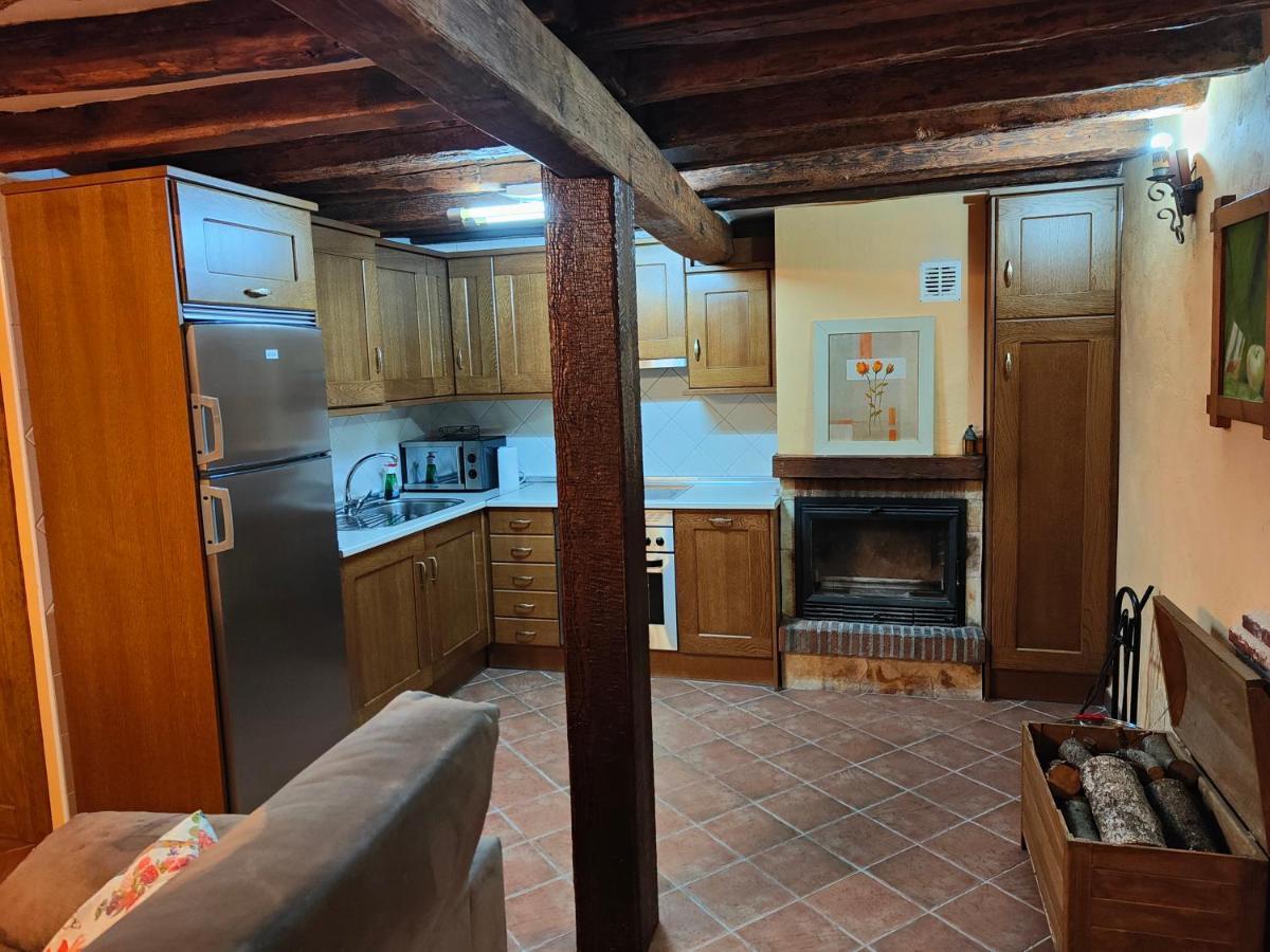 Casa Vieja Tabanera A 8 Min De Segoia Pension Tabanera del Monte Buitenkant foto