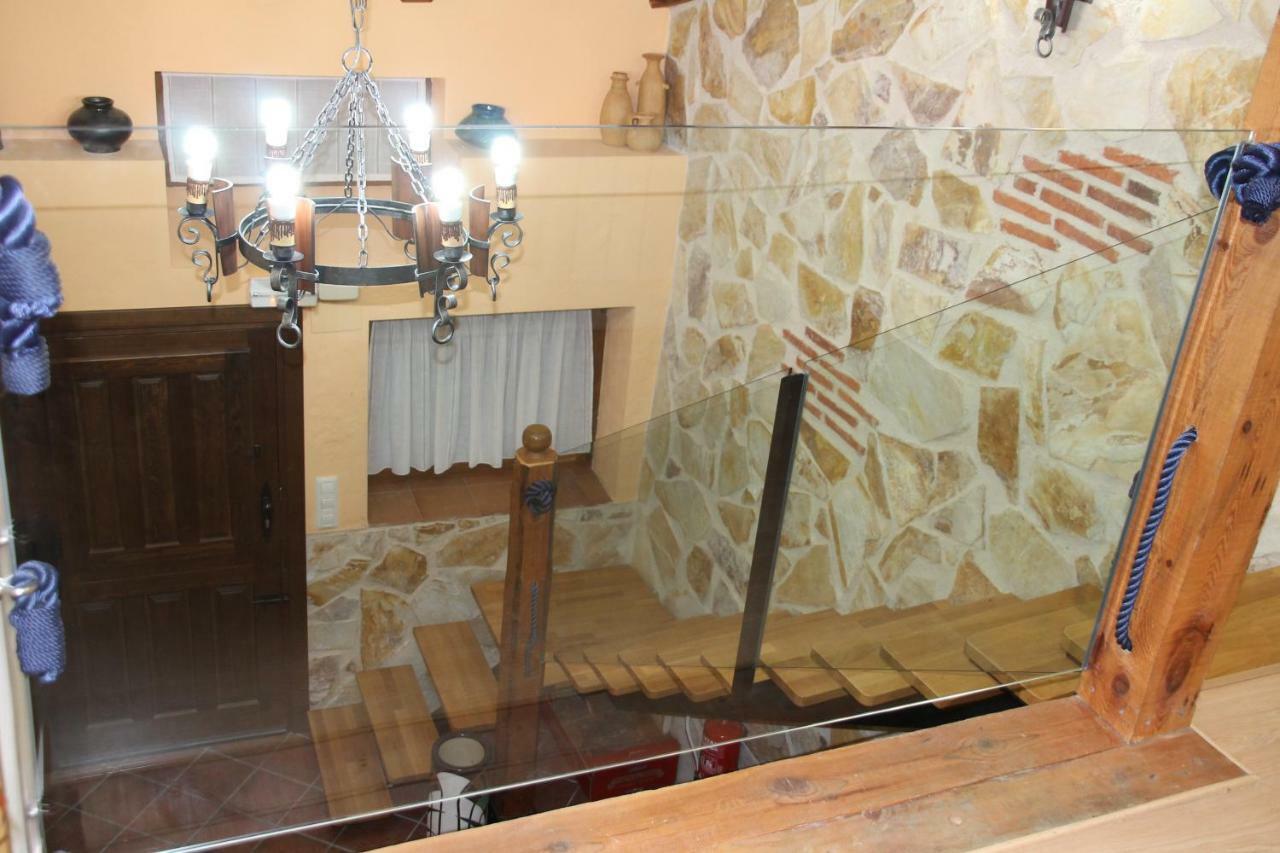 Casa Vieja Tabanera A 8 Min De Segoia Pension Tabanera del Monte Buitenkant foto
